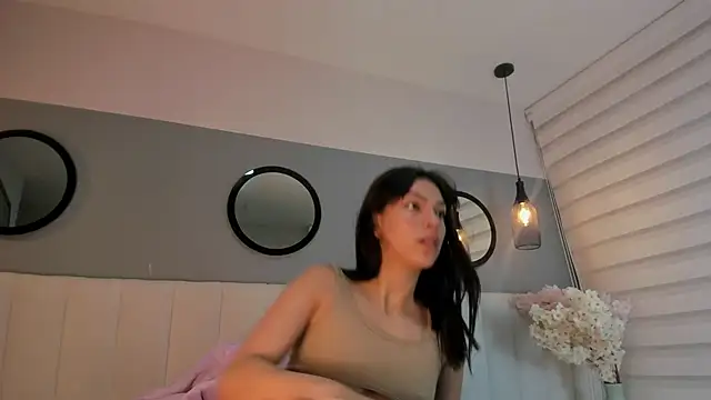 alice lodge online show from October 15, 2025, 3:05 am