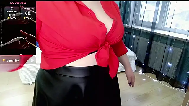 Snapshot of LizaMilfa chatting on January 8, 2026, 10:21 am LizaMilfa online show from January 8, 2026, 10:21 am