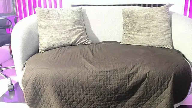 Snapshot of RyanGreys chatting on September 27, 2025, 3:01 am RyanGreys online show from September 27, 2025, 3:01 am