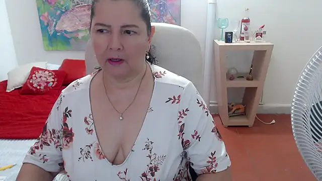 Snapshot of leonela_69 chatting on December 16, 2025, 2:16 am leonela 69 online show from December 16, 2025, 2:16 am