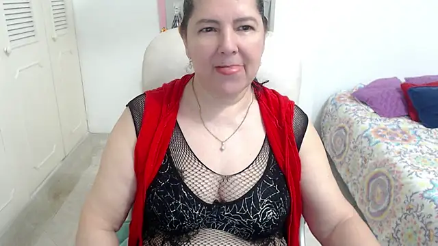 Snapshot of leonela_69 chatting on May 4, 2026, 11:40 pm leonela 69 online show from May 4, 2026, 11:40 pm