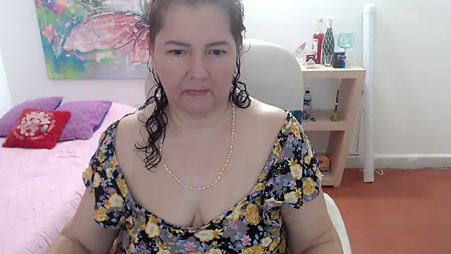 Snapshot of leonela_69 chatting on January 7, 2026, 1:32 am leonela 69 online show from January 7, 2026, 1:32 am