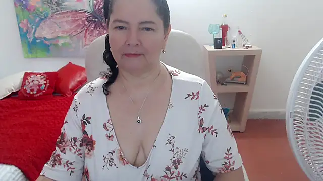Snapshot of leonela_69 chatting on November 7, 2025, 1:54 am leonela 69 online show from November 7, 2025, 1:54 am