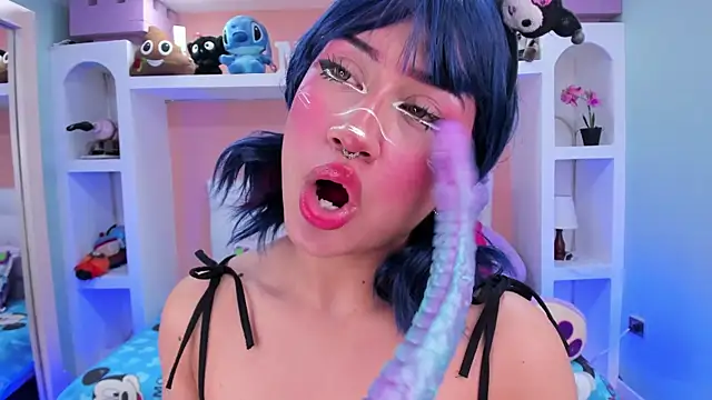 miss   megan online show from October 22, 2025, 6:07 pm