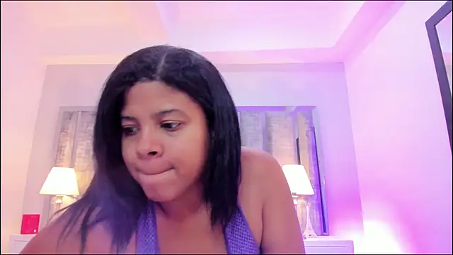 Ciara Benet online show from November 6, 2025, 12:09 pm