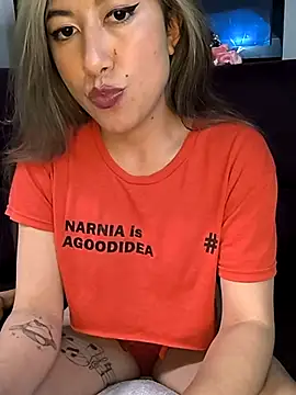 Tiff Doll online show from March 9, 2025, 7:59 pm