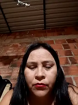 Snapshot of promiscuous-indecent-momm chatting on November 30, 2025, 10:27 am promiscuous-indecent-momm online show from November 30, 2025, 10:27 am