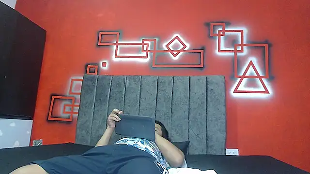 Snapshot of manuel_rey chatting on March 20, 2025, 11:56 pm manuel rey online show from March 20, 2025, 11:56 pm