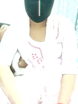 Snapshot of SWEET_BHABHILOVE chatting on February 22, 2025, 2:30 pm SWEET BHABHILOVE online show from February 22, 2025, 2:30 pm