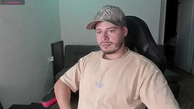 Snapshot of ragnar_lothbrok777 chatting on September 23, 2025, 11:23 pm ragnar lothbrok777 online show from September 23, 2025, 11:23 pm