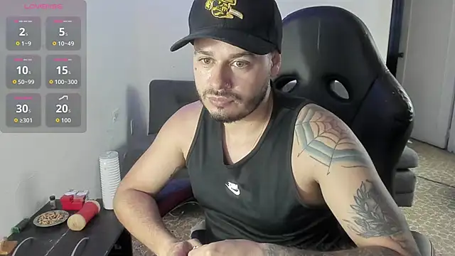 Snapshot of ragnar_lothbrok777 chatting on October 10, 2025, 9:26 pm ragnar lothbrok777 online show from October 10, 2025, 9:26 pm