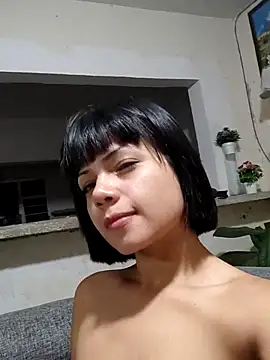 ZafiroKlein online show from February 26, 2025, 6:19 am