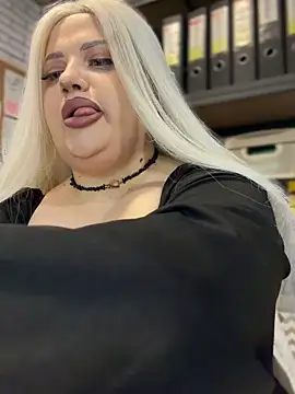 Eliaden online show from November 23, 2025, 4:11 am