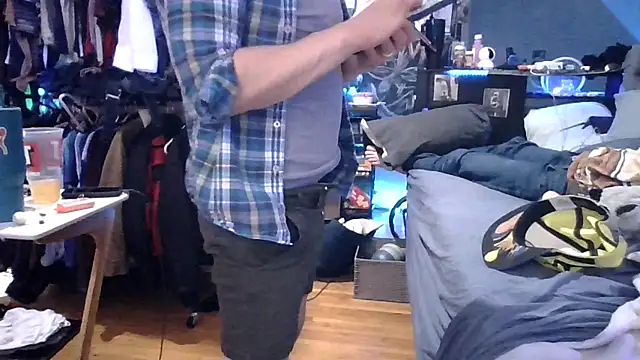 Sk00byJaXxX212 online show from January 7, 2026, 3:44 am