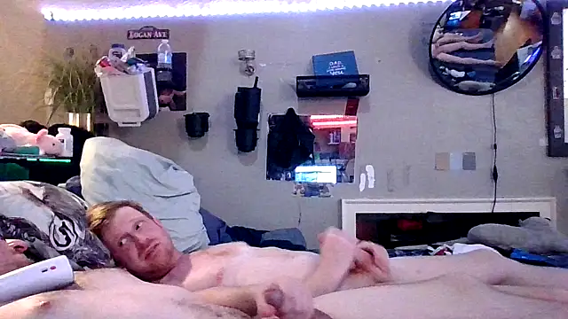Snapshot of Sk00byJaXxX212 chatting on April 11, 2026, 7:45 am Sk00byJaXxX212 online show from April 11, 2026, 7:45 am