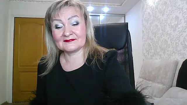 Victoria secrets  online show from November 29, 2025, 6:57 am