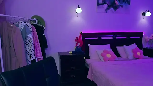 GabriellaMays online show from March 4, 2025, 5:11 am