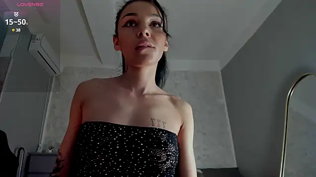 Aira star online show from February 15, 2025, 5:51 am