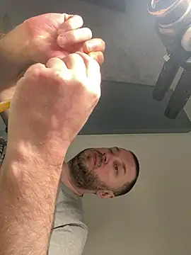 Snapshot of DorianJeday chatting on April 1, 2026, 8:37 am DorianJeday online show from April 1, 2026, 8:37 am