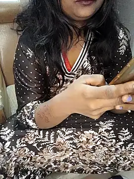 Snapshot of sanamteri- chatting on March 4, 2025, 2:49 am sanamteri- online show from March 4, 2025, 2:49 am