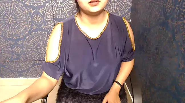 megancatluna online show from March 19, 2025, 8:12 am