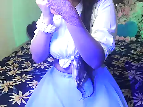 megancatluna online show from September 25, 2025, 5:24 am