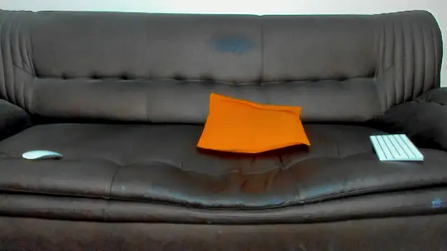 sexyhotmusclesforyou1 online show from September 10, 2025, 8:41 pm