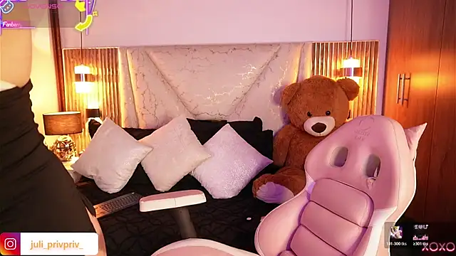 Snapshot of Julieta_priv chatting on February 27, 2026, 2:06 pm Julieta priv online show from February 27, 2026, 2:06 pm