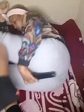 ChloeBab online show from March 21, 2025, 10:28 pm