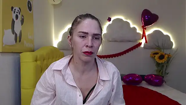 TessaDaybreak online show from March 15, 2025, 7:20 am