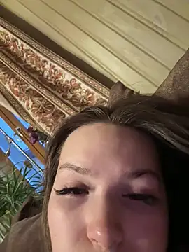 -Amora online show from January 9, 2026, 12:23 pm