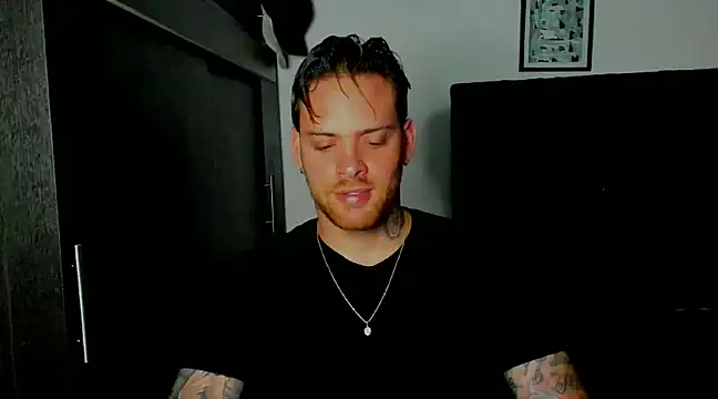 Snapshot of arnold_bekam chatting on March 12, 2025, 3:02 am arnold bekam online show from March 12, 2025, 3:02 am