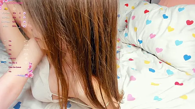 Snapshot of MarionSilver chatting on March 21, 2025, 2:18 pm MarionSilver online show from March 21, 2025, 2:18 pm