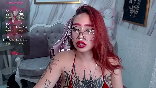 Snapshot of Anni_acker_b chatting on March 13, 2025, 10:43 pm Anni acker b online show from March 13, 2025, 10:43 pm