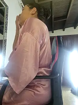 Snapshot of JanickBaker chatting on September 20, 2025, 11:37 am JanickBaker online show from September 20, 2025, 11:37 am