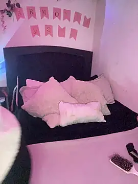  ivyginger online show from February 28, 2026, 4:45 am