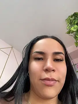 Snapshot of Naatalia chatting on July 6, 2026, 6:21 pm Naatalia online show from July 6, 2026, 6:21 pm