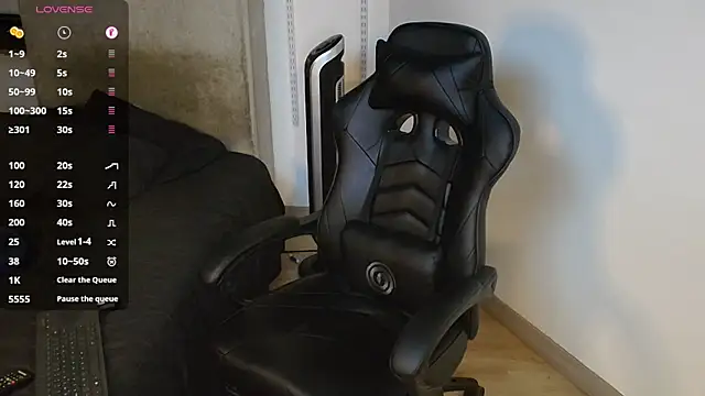 Snapshot of kevin_jef chatting on November 7, 2025, 2:05 am kevin jef online show from November 7, 2025, 2:05 am