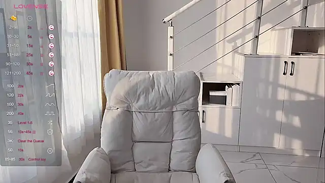 Snapshot of Cassie-20 chatting on March 21, 2025, 11:23 pm Cassie-20 online show from March 21, 2025, 11:23 pm