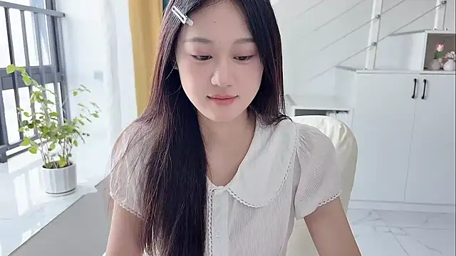 Snapshot of Cassie-20 chatting on September 26, 2025, 2:40 am Cassie-20 online show from September 26, 2025, 2:40 am