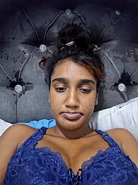 indianpink lips online show from March 28, 2026, 4:08 pm