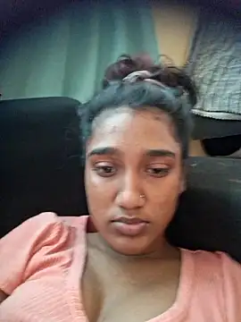 indianpink lips online show from June 3, 2026, 12:50 pm