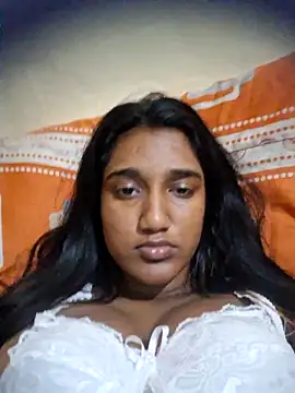 Snapshot of indianpink_lips chatting on November 23, 2025, 1:15 am indianpink lips online show from November 23, 2025, 1:15 am