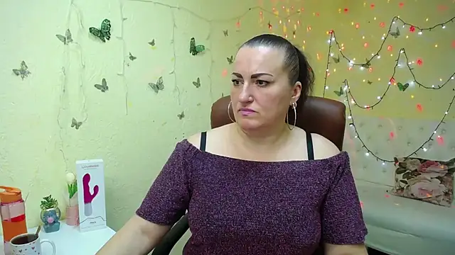 DianaMGG online show from March 25, 2026, 6:24 am