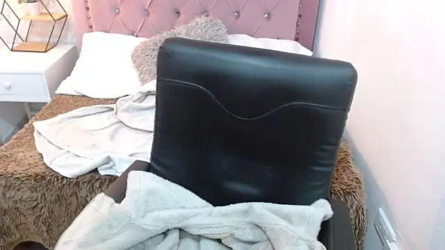 camilah tk online show from September 30, 2025, 7:31 pm