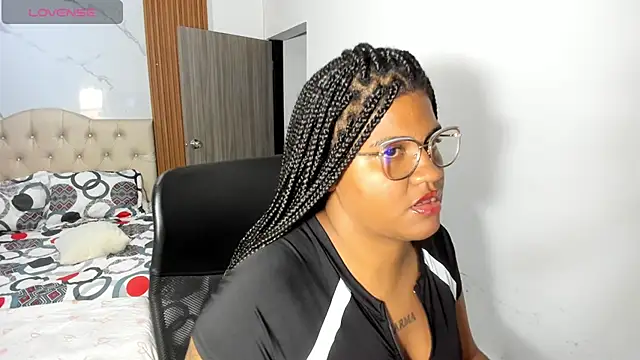 Snapshot of ZahraRose chatting on May 11, 2026, 9:12 pm ZahraRose online show from May 11, 2026, 9:12 pm
