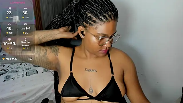Snapshot of ZahraRose chatting on April 24, 2026, 12:45 am ZahraRose online show from April 24, 2026, 12:45 am