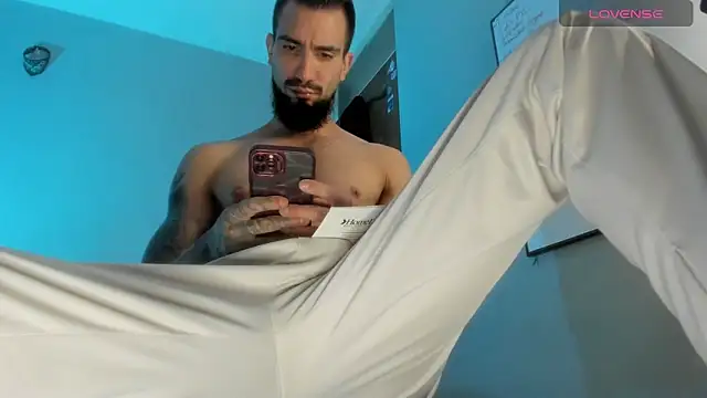 K cique online show from September 10, 2025, 9:47 pm