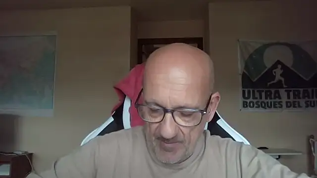 llopaco online show from May 8, 2026, 9:24 am