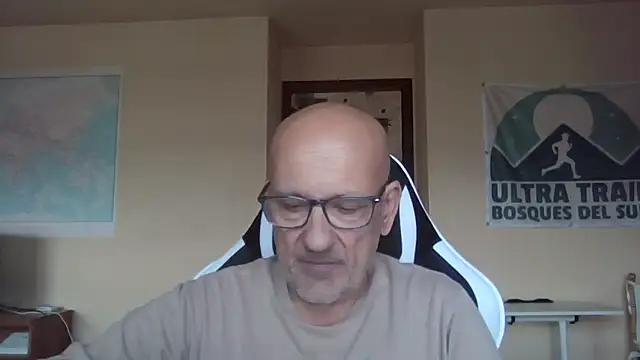 llopaco online show from May 7, 2026, 11:57 am